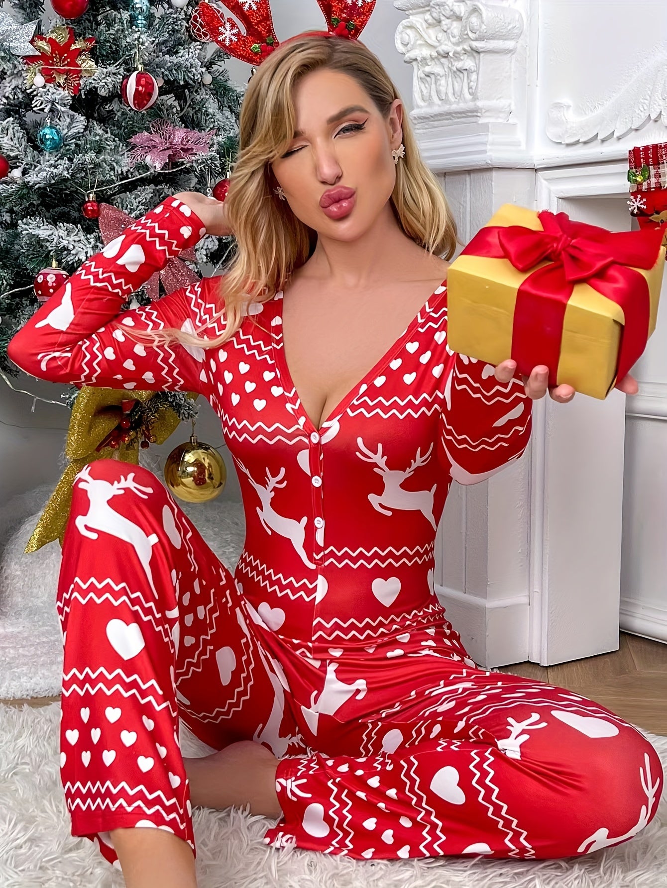 Christmas Deer Print Cozy Pajama Set for Women -